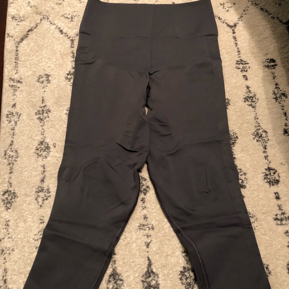 Lululemon tights